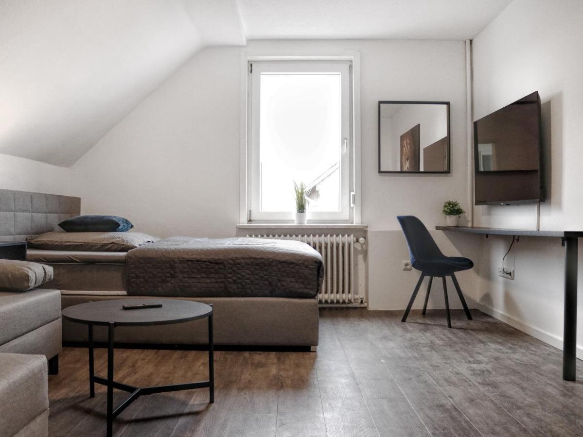 Lightplace • Groessere Gruppen • 4 Einzelzimmer • Boxspring • Smart Tv • Biergarten • Restaurant براونشفايغ المظهر الخارجي الصورة