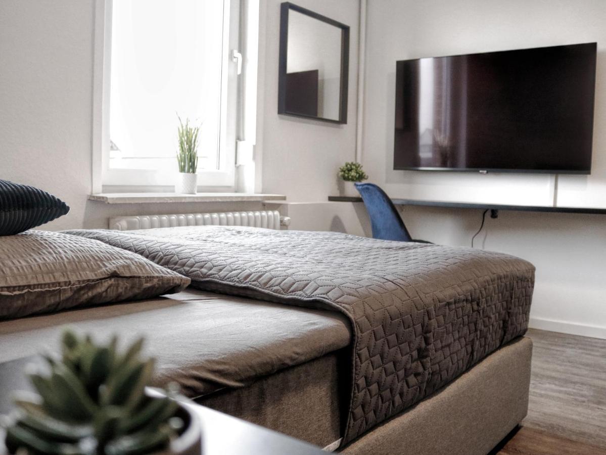 Lightplace • Groessere Gruppen • 4 Einzelzimmer • Boxspring • Smart Tv • Biergarten • Restaurant براونشفايغ المظهر الخارجي الصورة