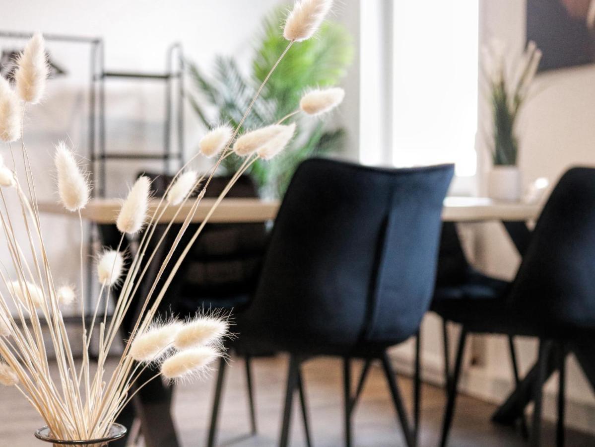 Lightplace • Groessere Gruppen • 4 Einzelzimmer • Boxspring • Smart Tv • Biergarten • Restaurant براونشفايغ المظهر الخارجي الصورة