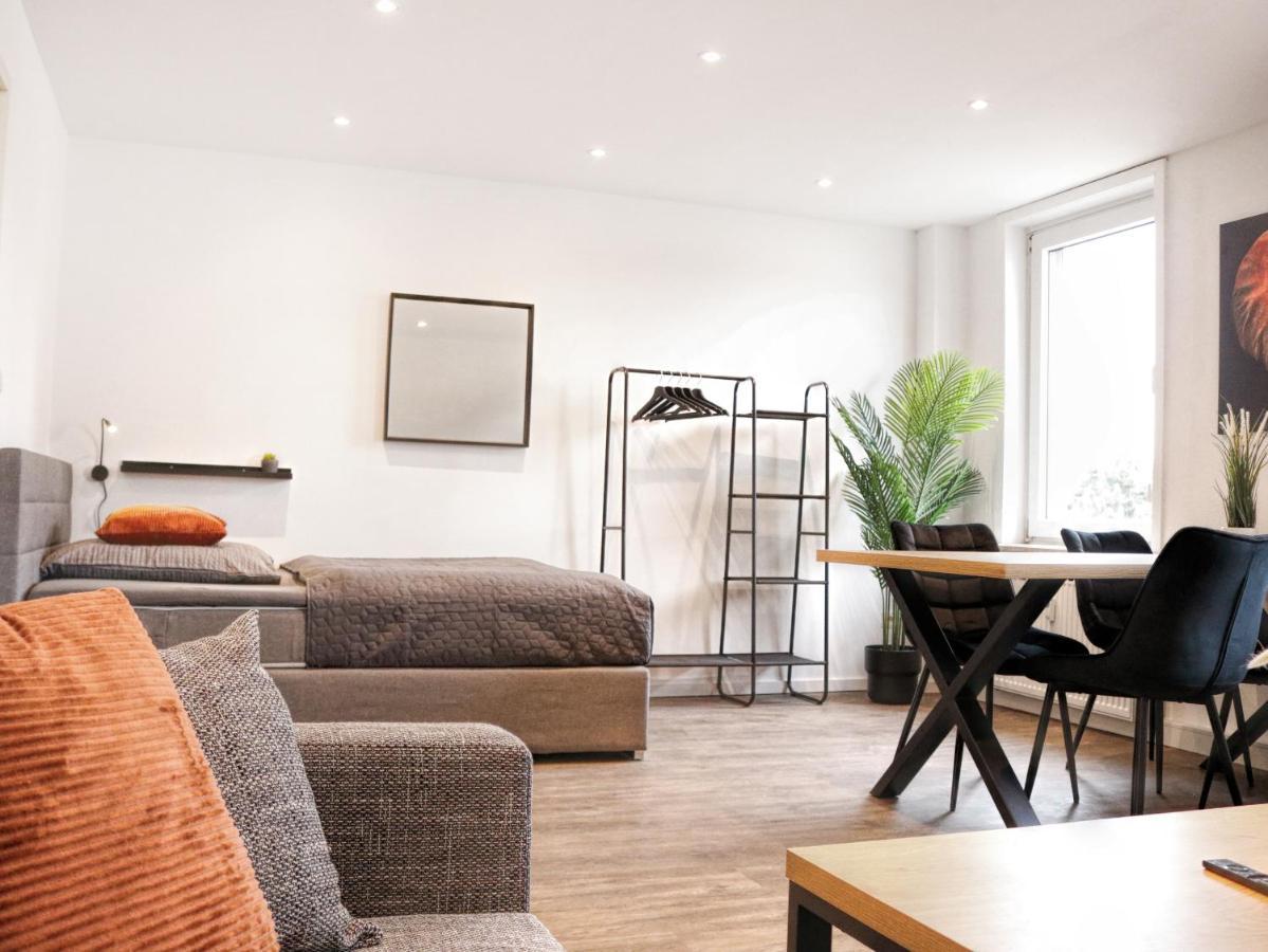 Lightplace • Groessere Gruppen • 4 Einzelzimmer • Boxspring • Smart Tv • Biergarten • Restaurant براونشفايغ المظهر الخارجي الصورة